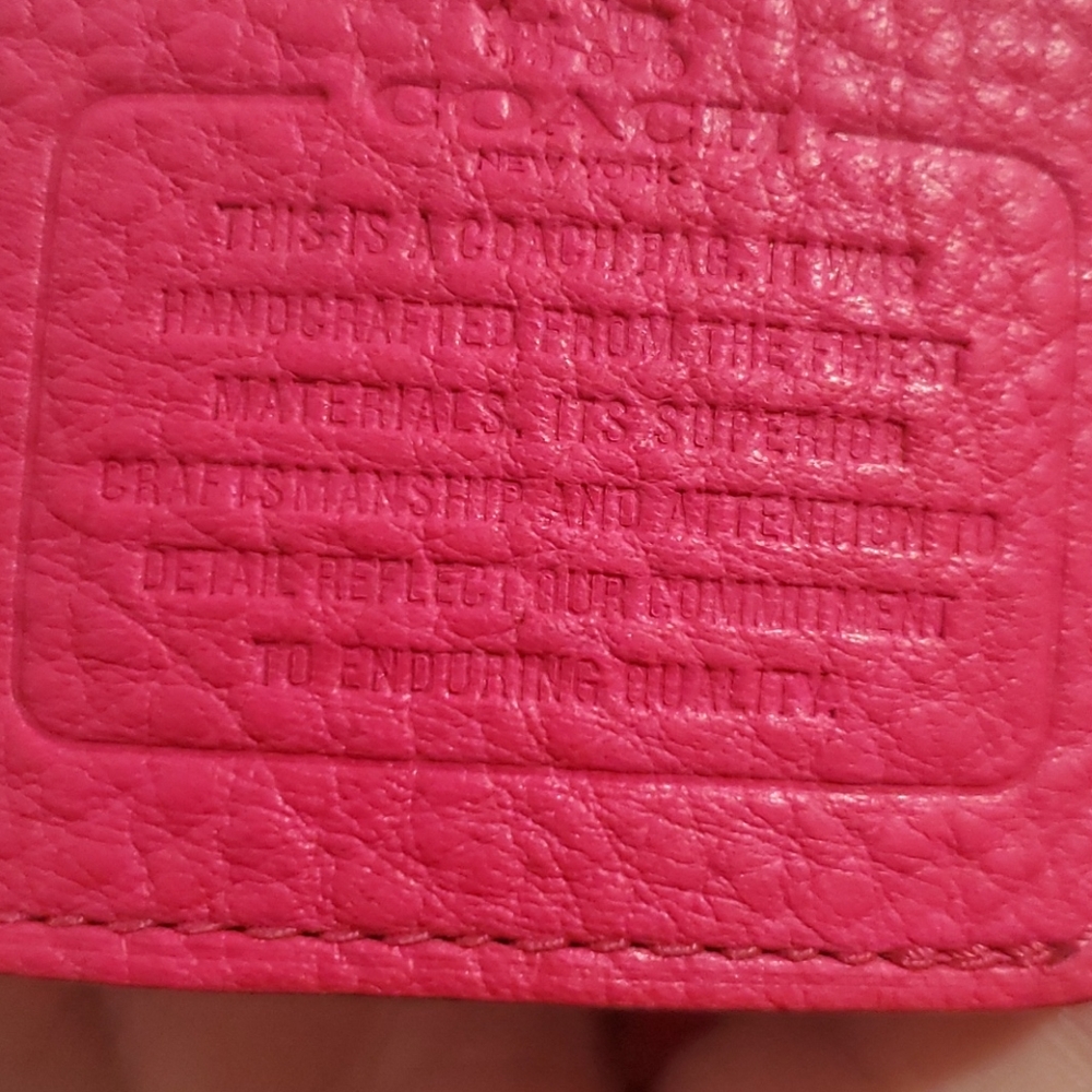 Coach shoulder purse size medium  pink - Picture 4 of 8